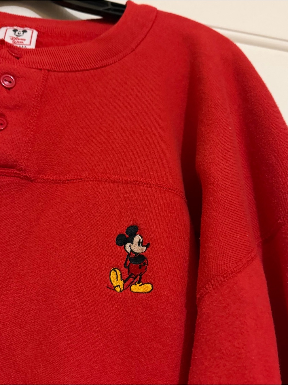 Vintage Disney Wear Red Embroidered Mickey Mouse Henley Crewneck Sweatshirt XL - Picture 2 of 5
